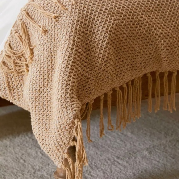 New Urban Outfitters Zahara Crochet Duvet Cover - Picture 3 of 5